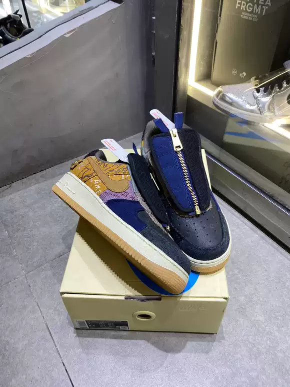 Nike Travis Scott x Air Force 1 Low Cactus Jack