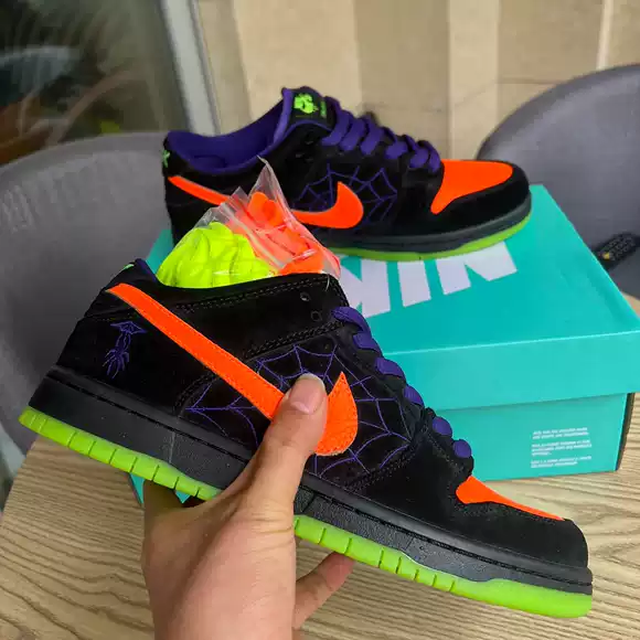 Nike SB Dunk Low Night of Mischief