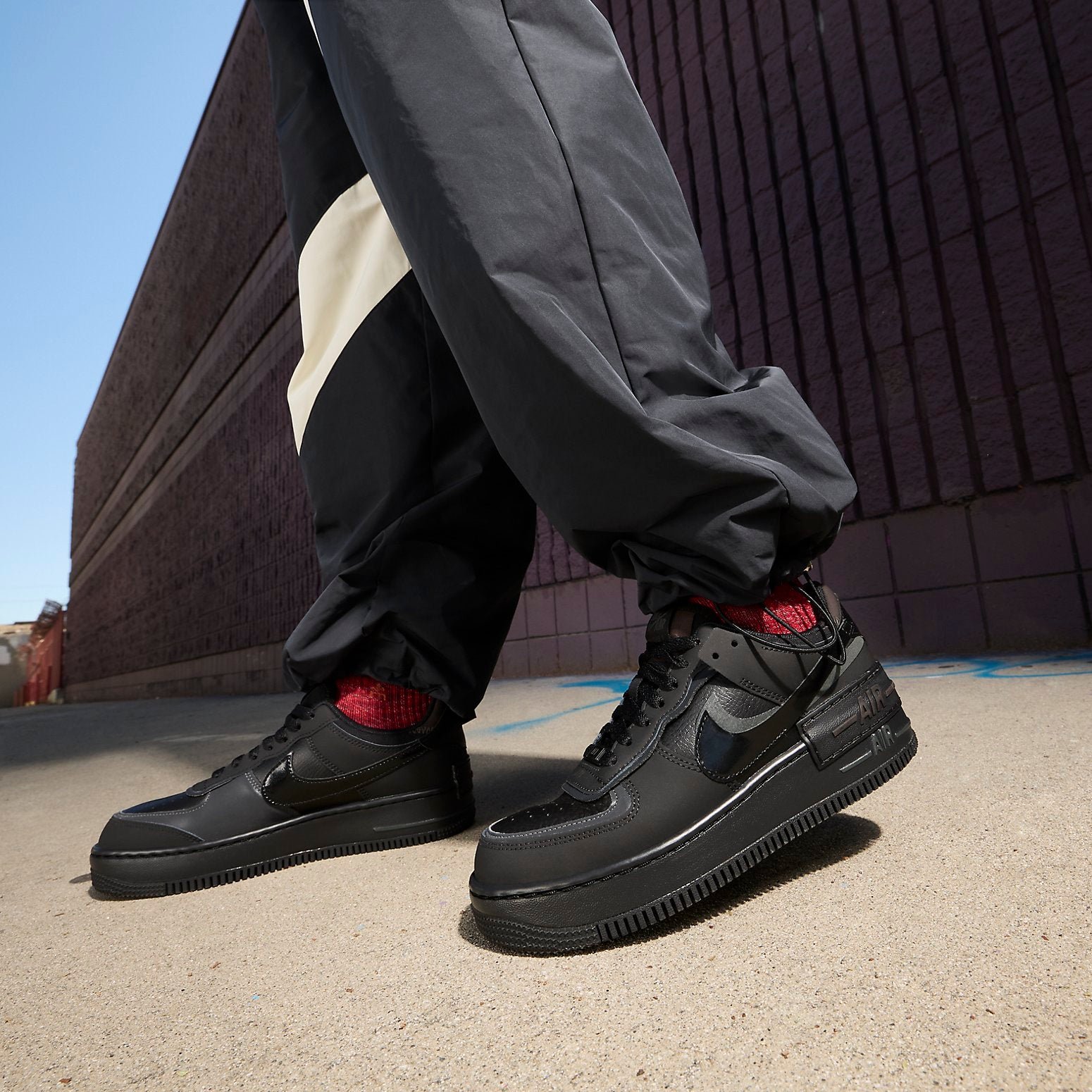Nike Air Force 1 Low Shadow Triple Black