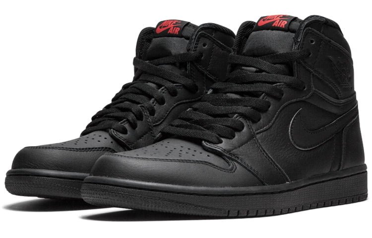 Air Jordan 1 Retro High OG Triple Black