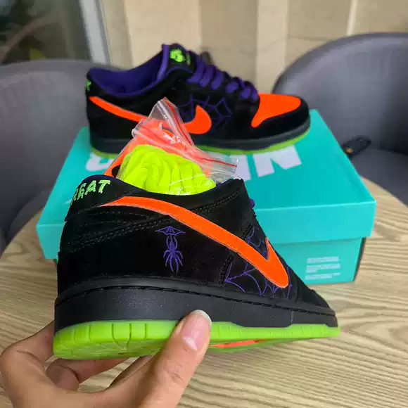 Nike SB Dunk Low Night of Mischief