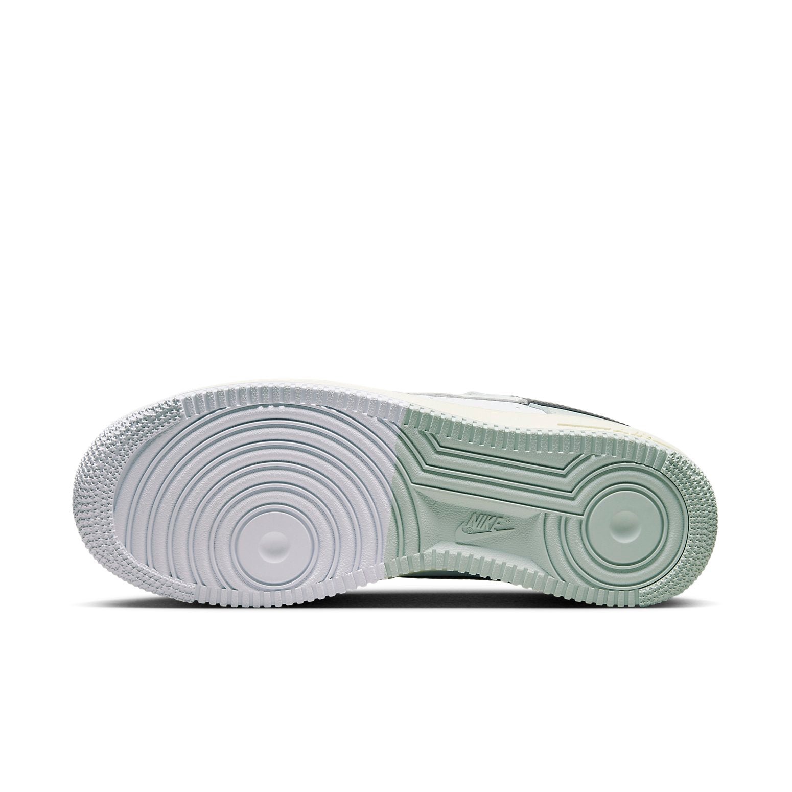 Nike Air Force 1 Low 07 LV8 Split Light Silver