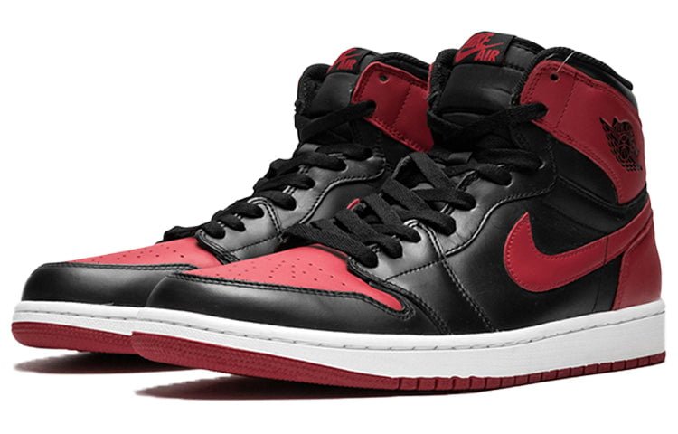Air Jordan 1 Retro High OG Bred 2013