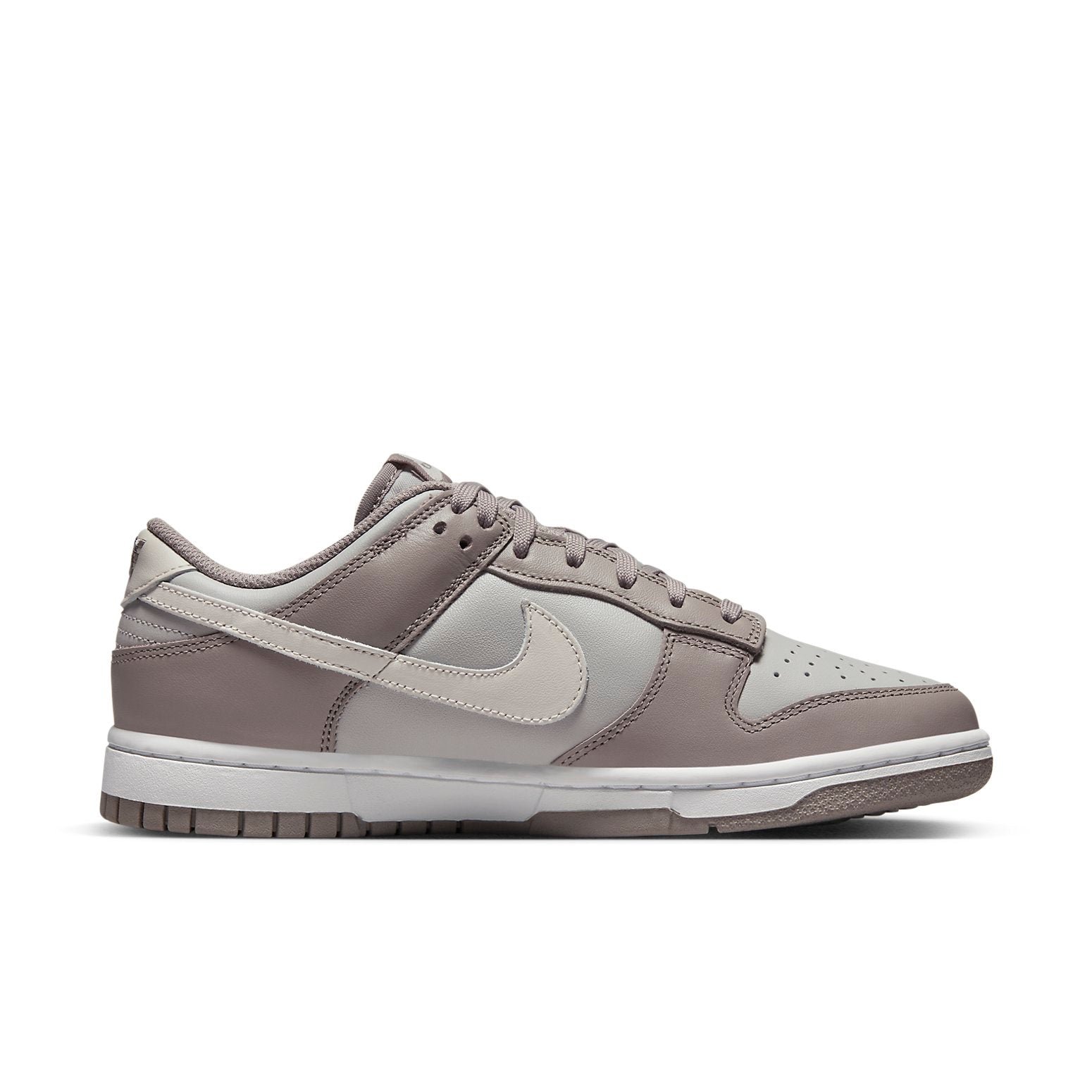 Nike Dunk Low Bone Beige