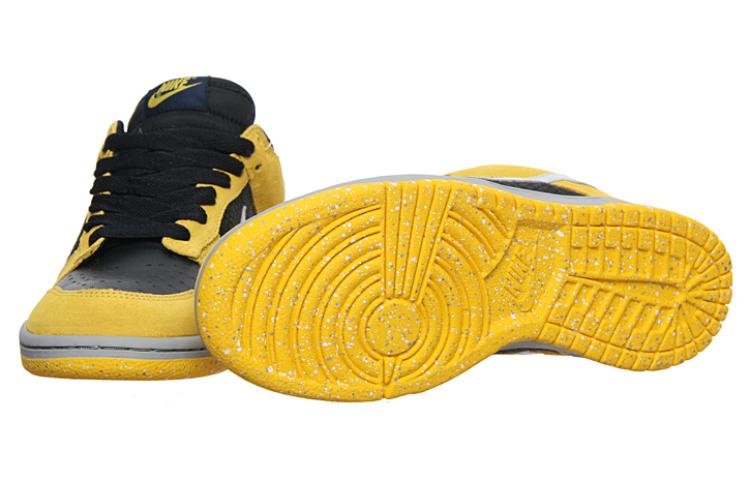 Nike Dunk Low Varsity Maize