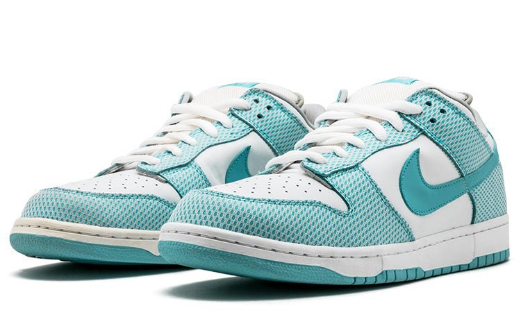Nike Dunk Low Premium SB High Hair