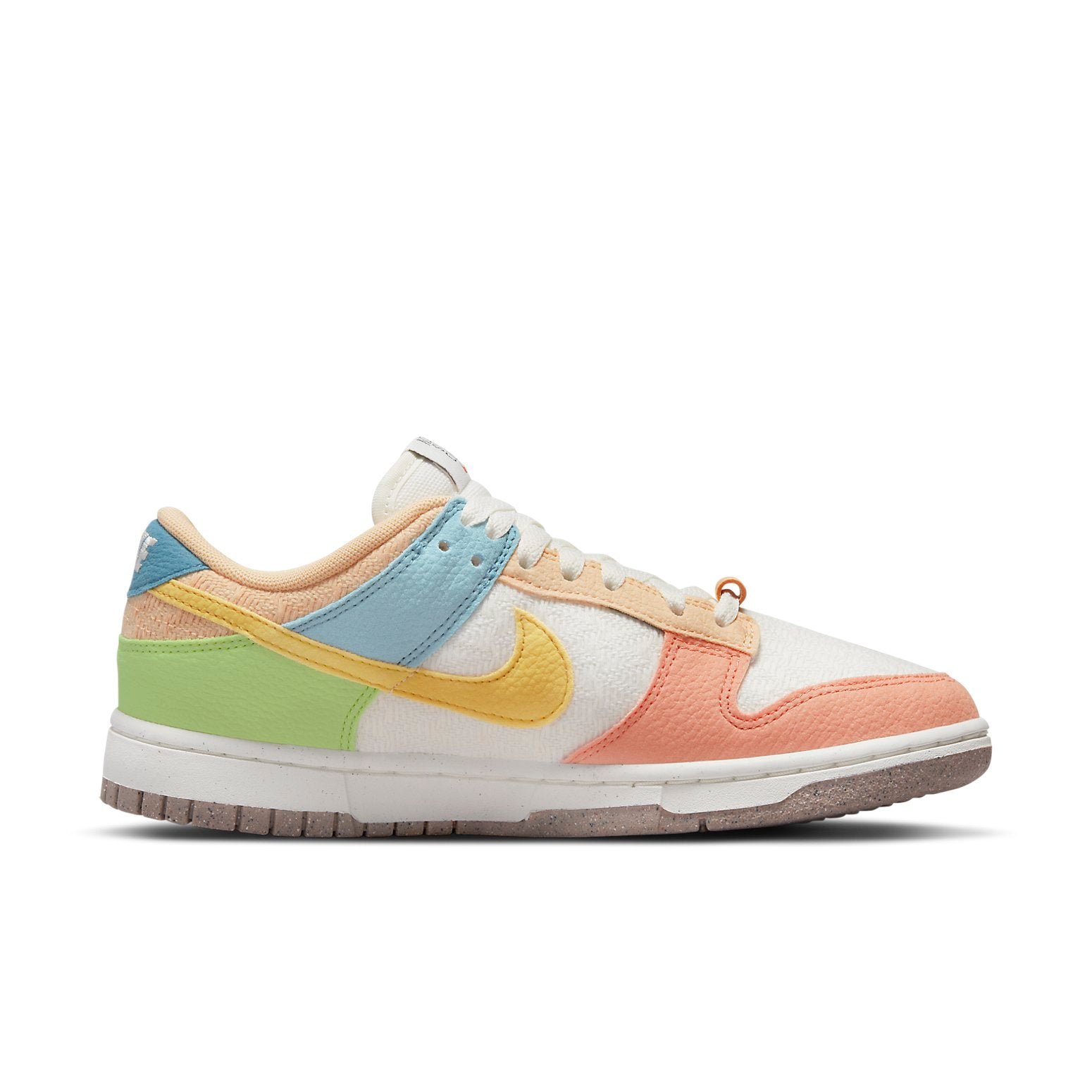 Nike Dunk Low SE Sun Club