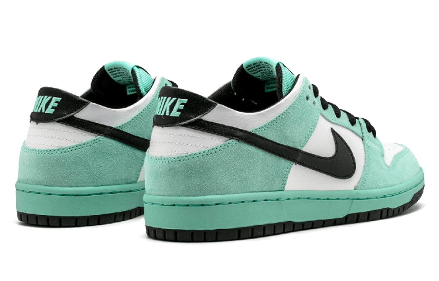Nike SB Dunk Low Sea Crystal