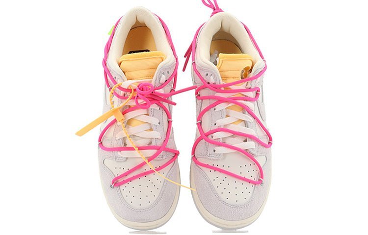 Nike OffWhite x Dunk Low Lot 17 of 50