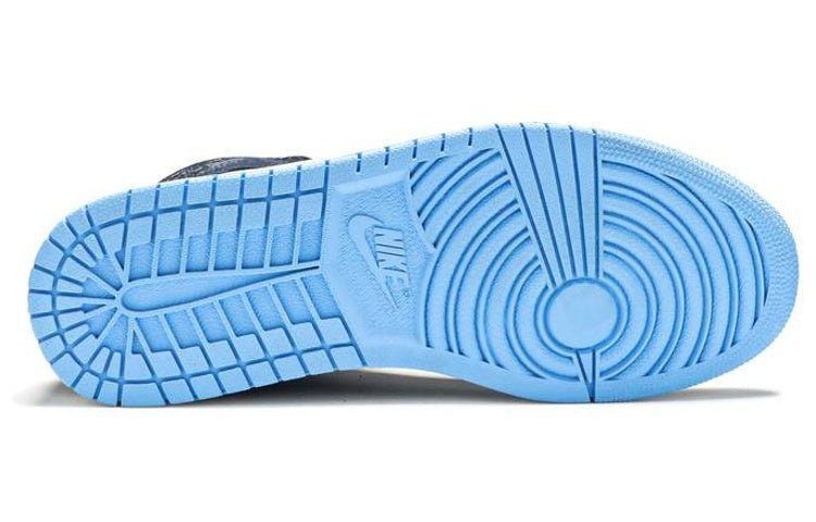 Air Jordan 1 Retro High Family Forever