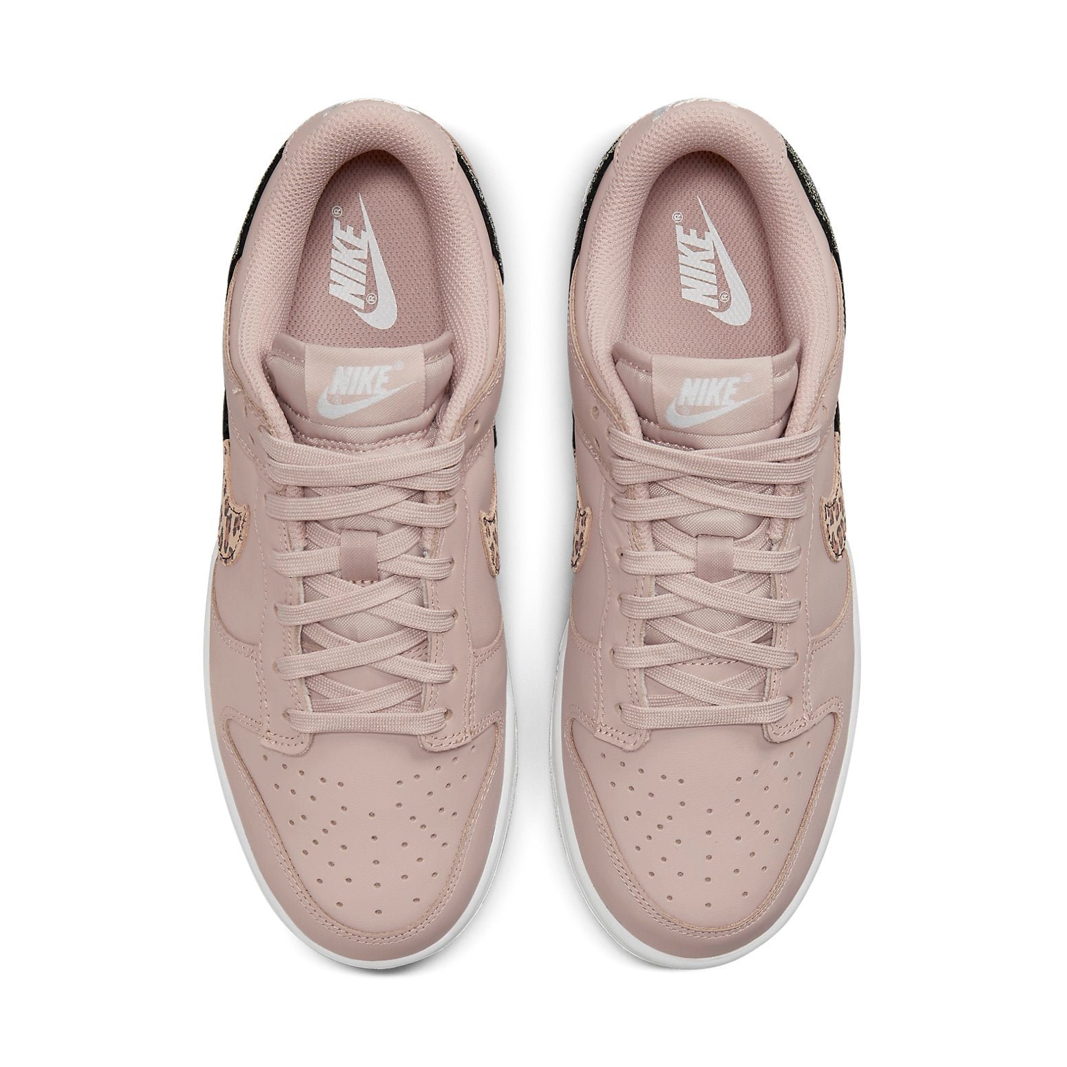 Nike Dunk Low SE Primal Pink