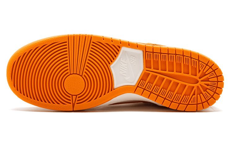 Nike Zoom Dunk Low Pro SB Circuit Orange 854866881