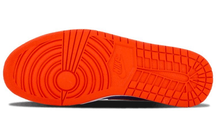 Air Jordan 1 Retro High OG Knicks