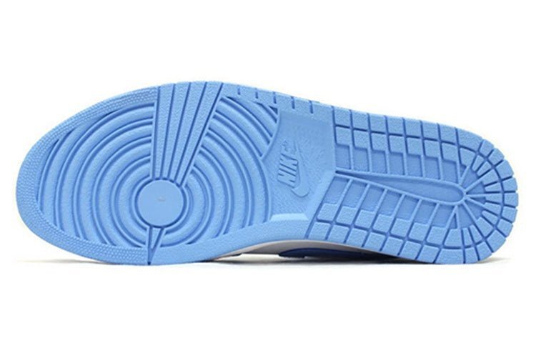 Air Jordan 1 Mid UNC