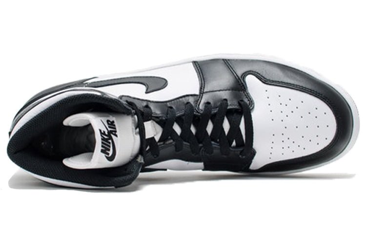 Air Jordan 1 Retro High OG Black White