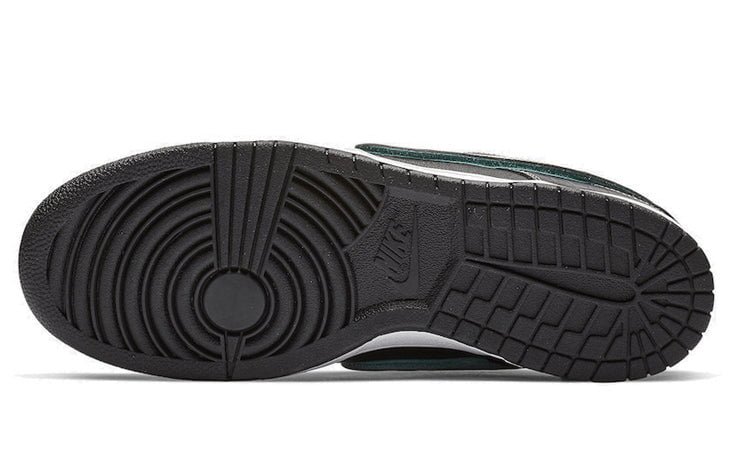 Nike Diamond Supply Co. x Dunk Low Pro SB Black Diamond