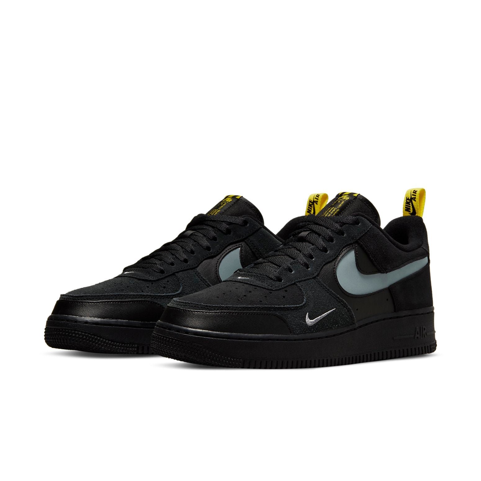 Nike Air Force 1 Low Cut Out Swoosh Black