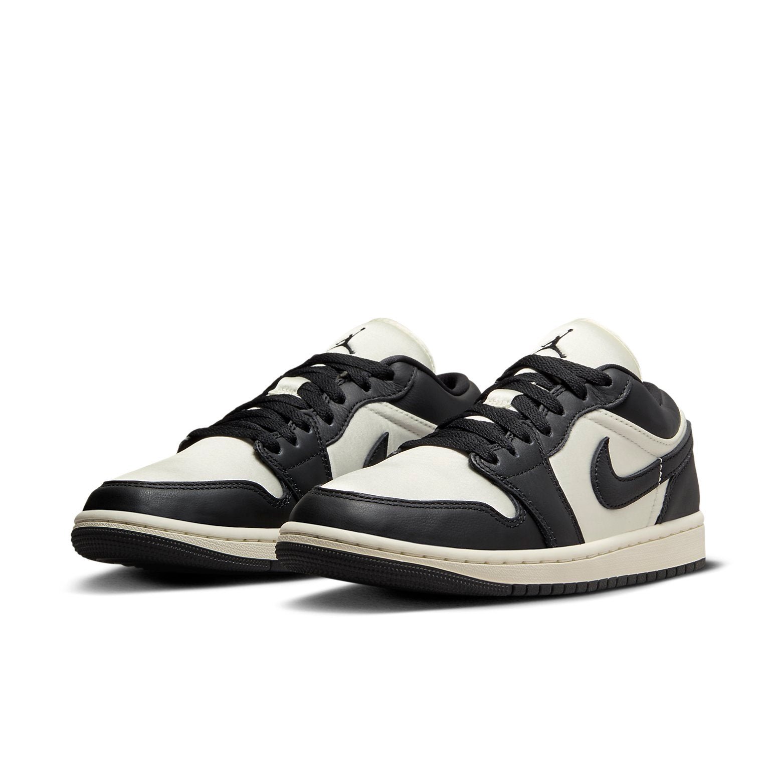 Air Jordan 1 Low SE Vintage Panda