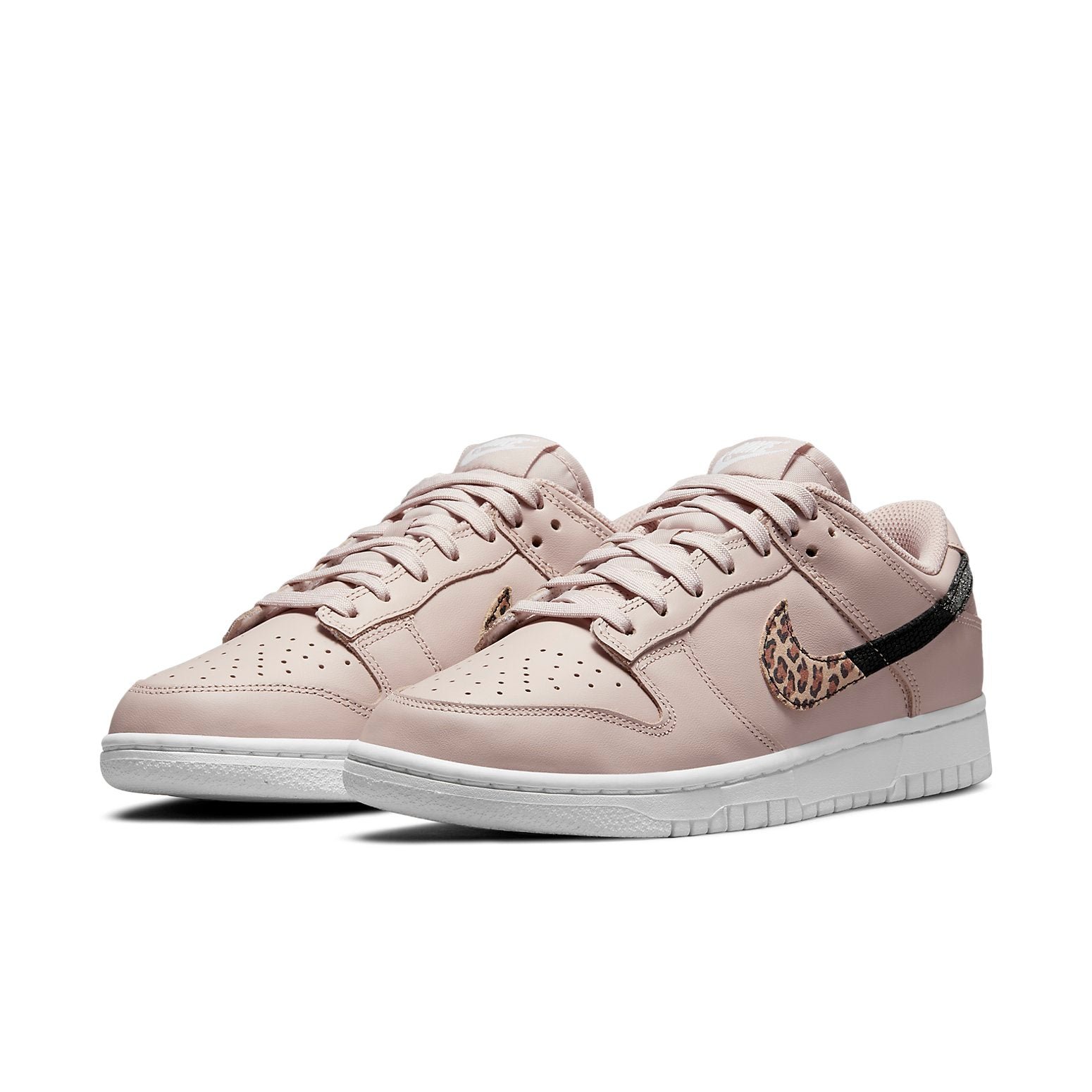 Nike Dunk Low SE Primal Pink