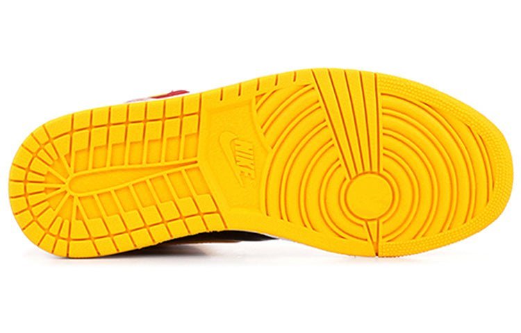 Air Jordan 1 Retro High OG Highlight Reel