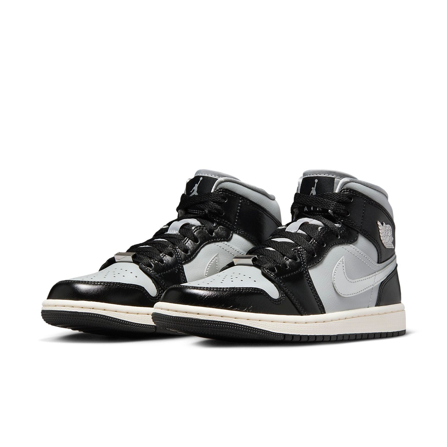 Air Jordan 1 Mid SE Black Chrome
