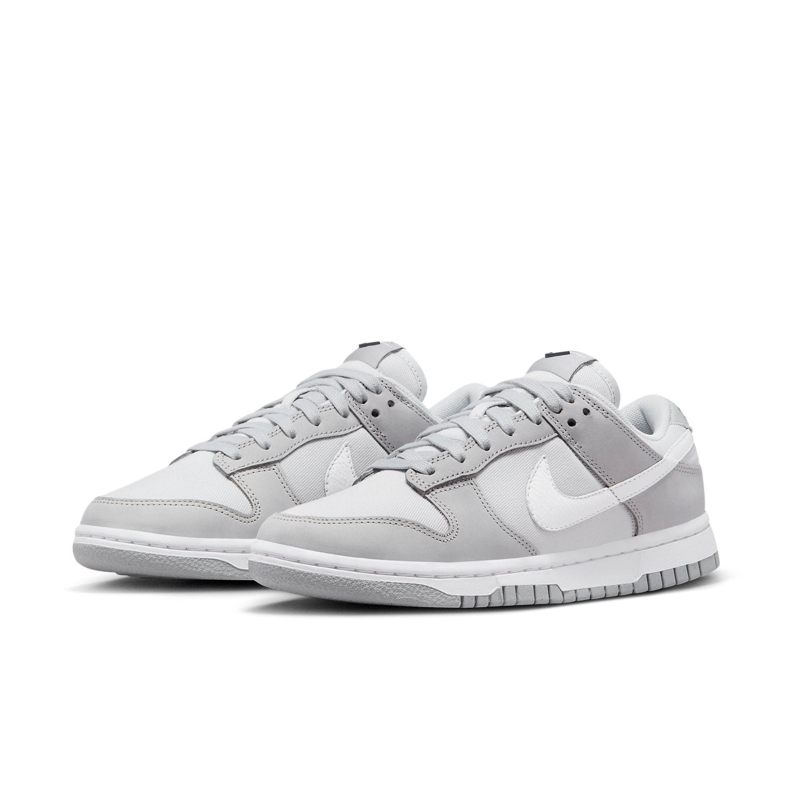 Nike Dunk Low Light Smoke Grey