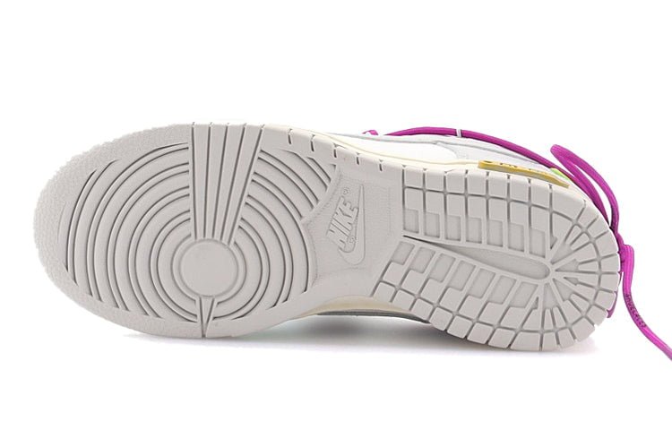 Nike OffWhite x Dunk Low Lot 21 of 50