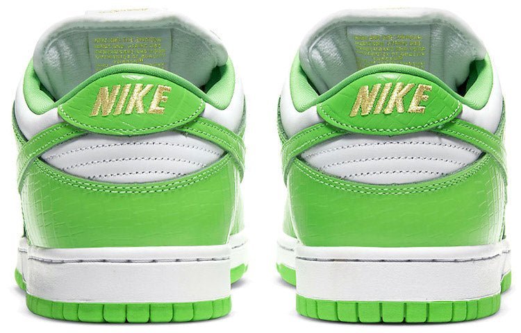 Nike Supreme x Dunk Low OG SB QS Mean Green