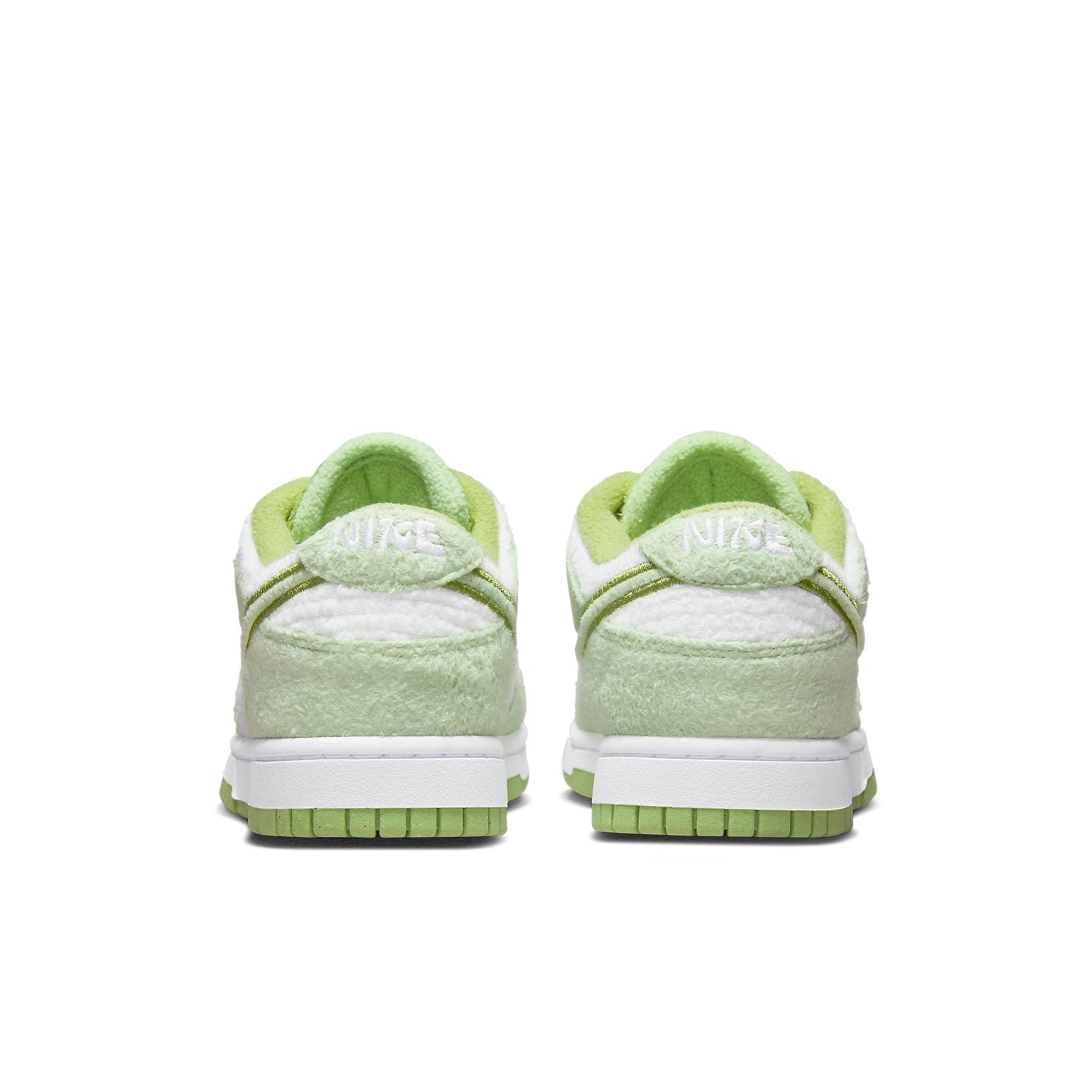 Nike Dunk Low SE Fleece Honeydew