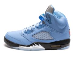 Air Jordan 5 Retro SE 'UNC'