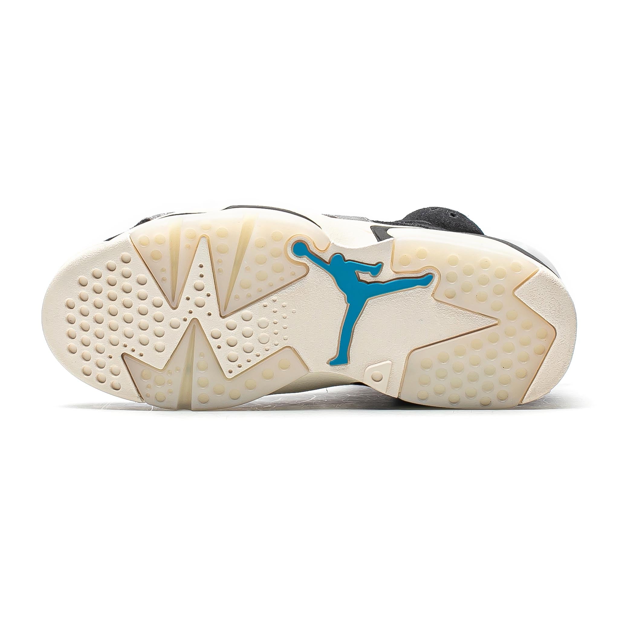 Air Jordan 6 Retro 'Tech Chrome'