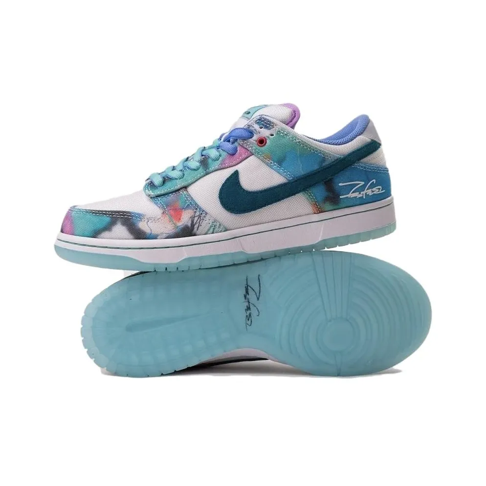 DUNK LOW SB "Futura Laboratories - Bleached Aqua"