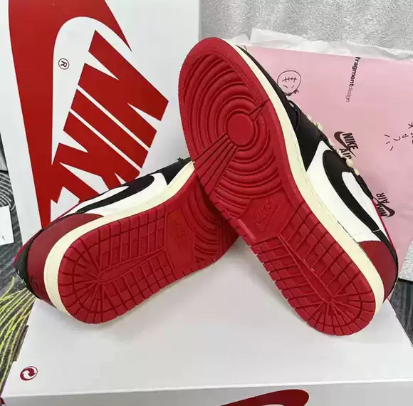 Air Jordan 1 Low x Travis Scott “Black Red”(Customized)