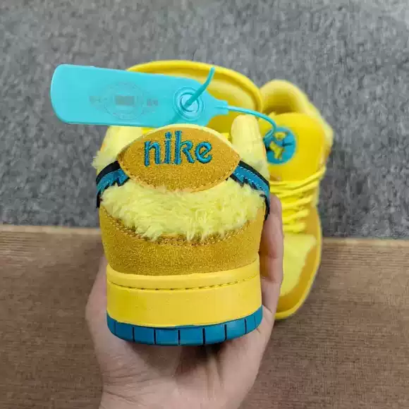Nike x Grateful Dead SB Dunk Low Yellow Bear