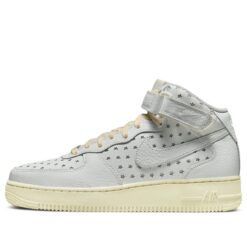 Nike Air Force 1 Mid Cut Out Stars