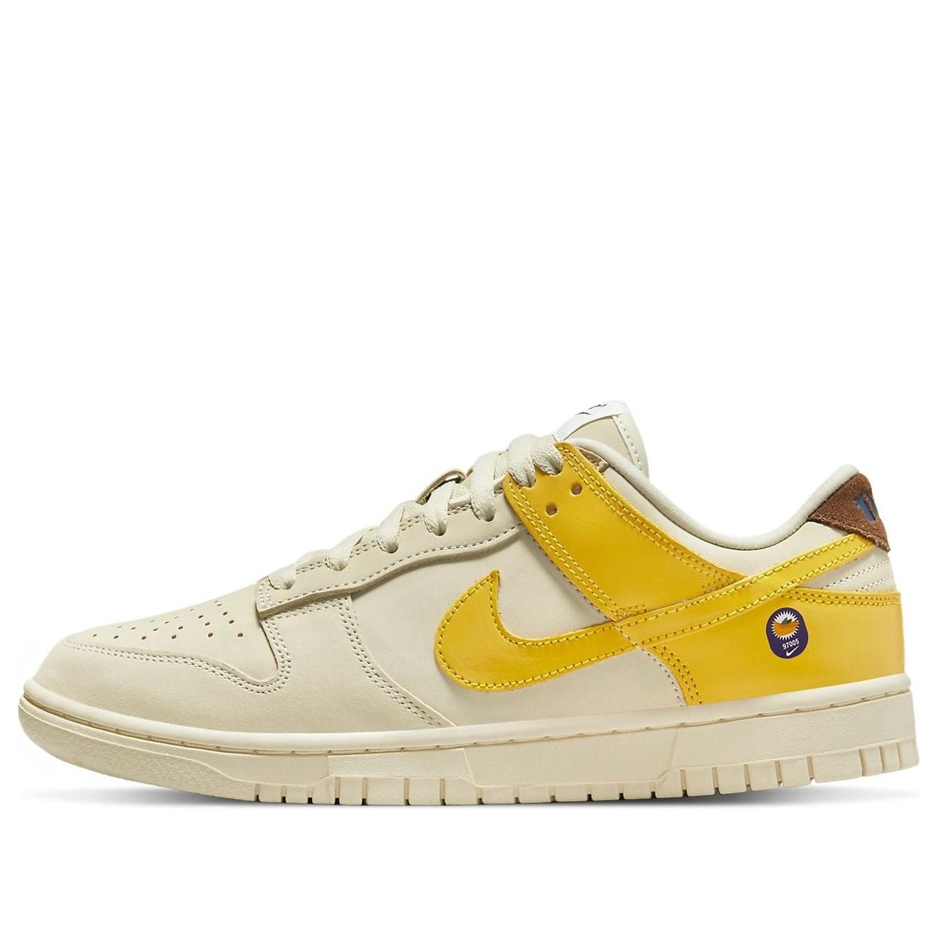 Nike Dunk Low LX Banana