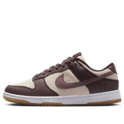 Nike Dunk Low Plum Eclipse