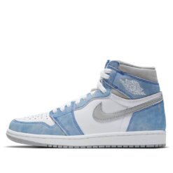 Air Jordan 1 Retro High OG Hyper Royal Light Smoke Grey