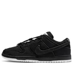 Nike x Gnarhunters SB Dunk Low Black