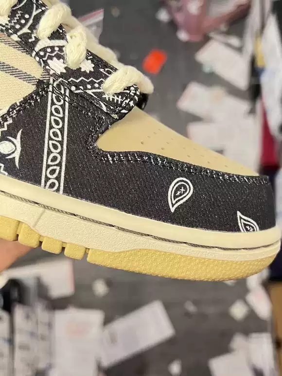 Nike Travis Scott x Dunk Low Premium QS SB Cactus Jack