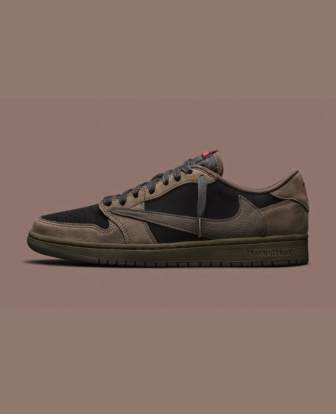 Travis Scott x Jordan Air Jordan 1 Low OG “Velvet Brown”