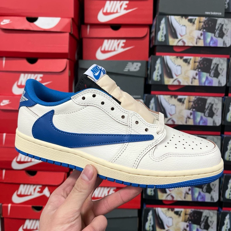 Fragment Design XTravis Scott X Air Jordan 1 Retro Low 2.0