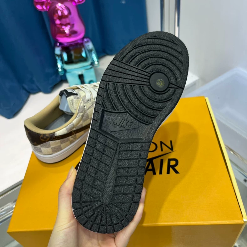 Fragment x Travis Scott x  Air Jordan 1 Low brown-Customized